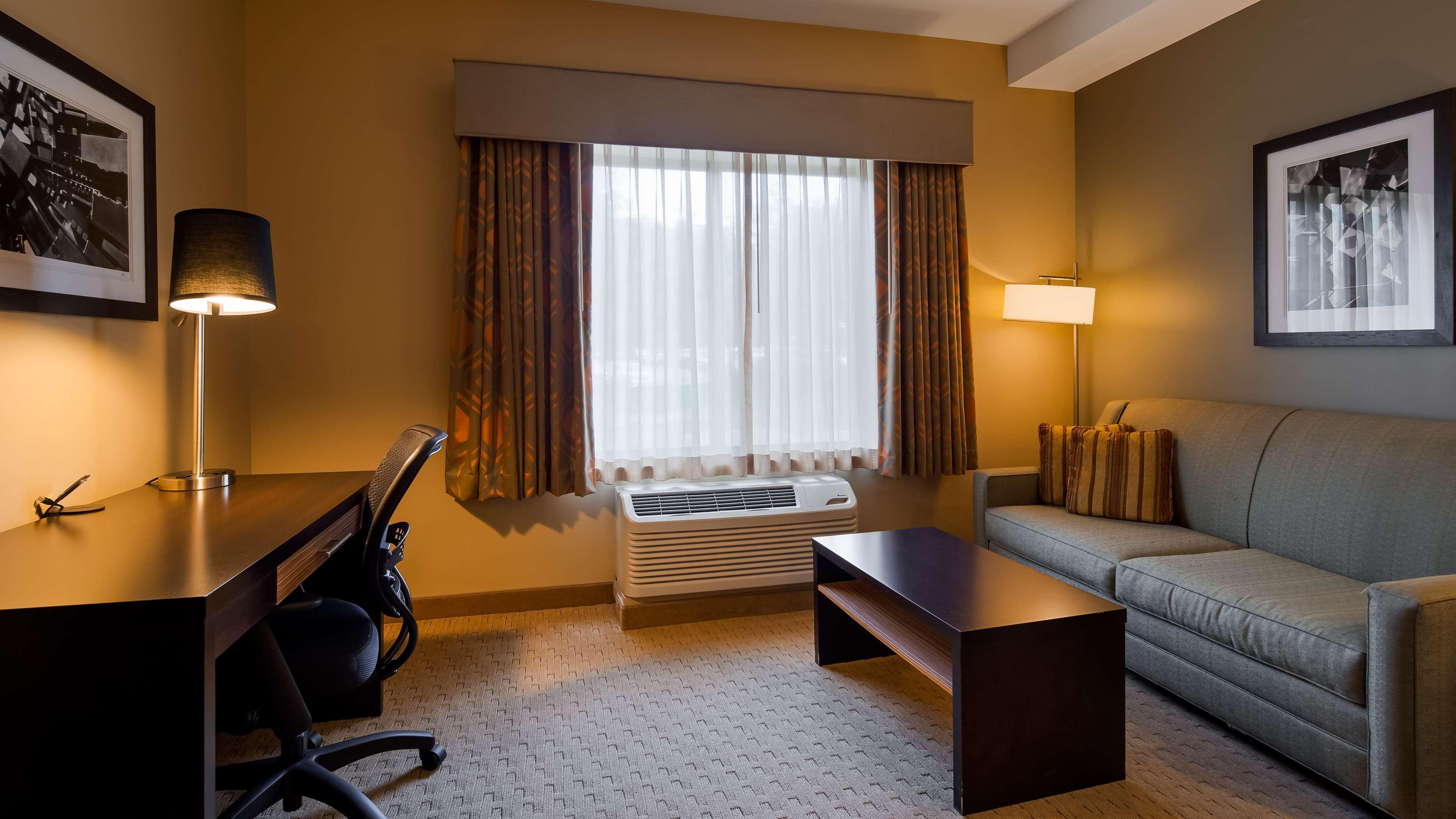Best Western Plus College Park Hotel Bagian luar foto